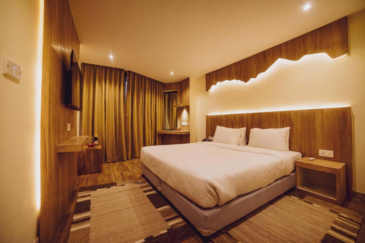 Aabas Pokhara By Barahi Hospitality Hotell Eksteriør bilde