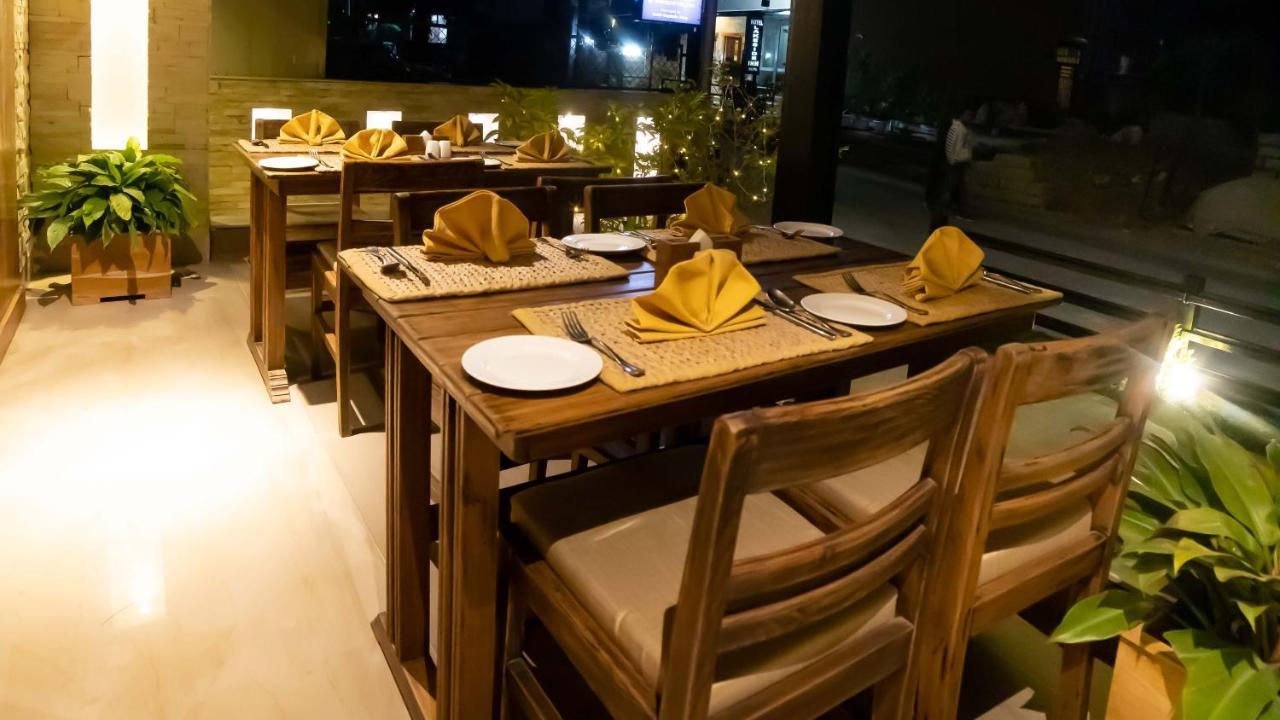 Aabas Pokhara By Barahi Hospitality Hotell Eksteriør bilde