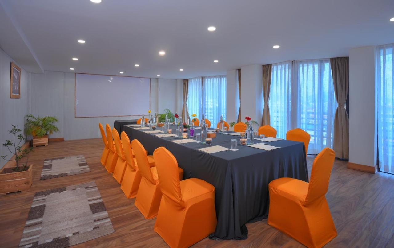 Aabas Pokhara By Barahi Hospitality Hotell Eksteriør bilde